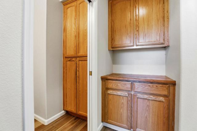 Image 33 of 44 For 631 Elm Avenue