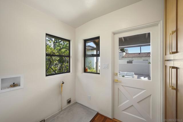 4427 Osprey St, San Diego CA: https://media.crmls.org/mediaz/eafdbeed-d7a2-42df-a360-961a3fdf5c26.jpg