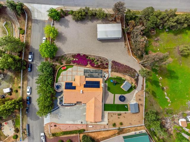 Detail Gallery Image 2 of 45 For 2647 Collado Corte, Alpine,  CA 91901 - 4 Beds | 2/1 Baths