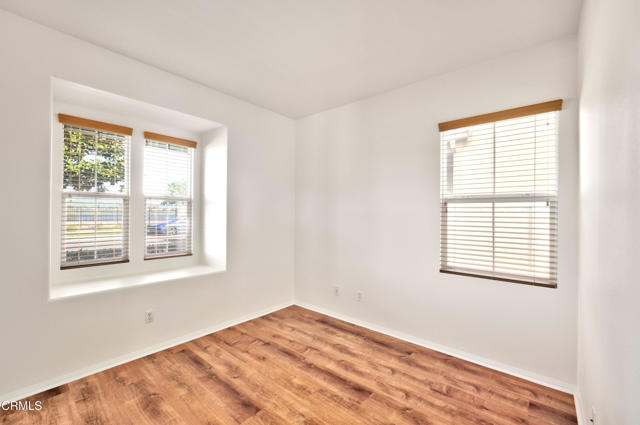 Detail Gallery Image 10 of 21 For 428 Lakeview Ct, Oxnard,  CA 93036 - 4 Beds | 3 Baths