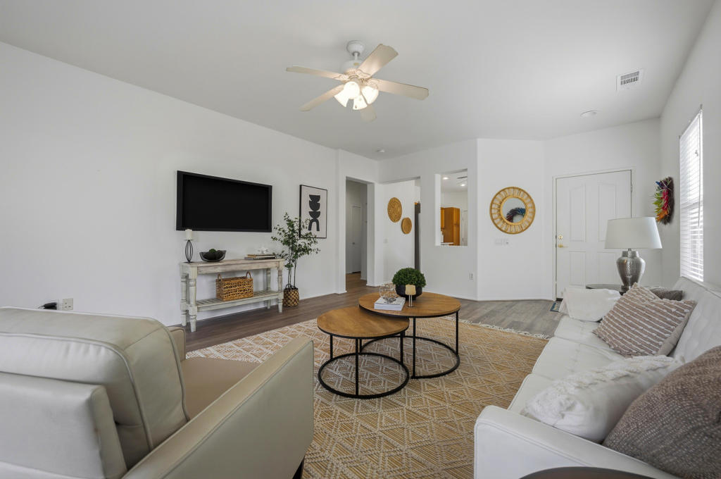 MLS #219137618DA image #4