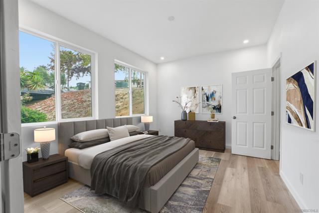 490 Lado De Loma Dr #1-4, Vista CA: https://media.crmls.org/mediaz/eafecc67-fc06-4f89-95e0-84c239fa3fb4.jpg