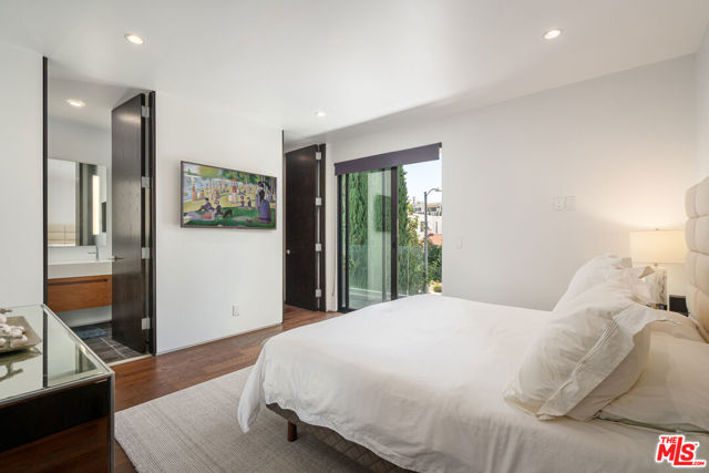 128 S Almont Drive, Los Angeles CA: https://media.crmls.org/mediaz/eb00006c-08df-4865-9817-7b5ac5705c6a.jpg