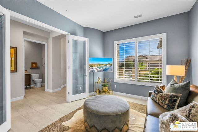 61 Zinfandel, Rancho Mirage CA: https://media.crmls.org/mediaz/eb005922-6f65-42a3-83a6-49e8a25c5ee7.jpg