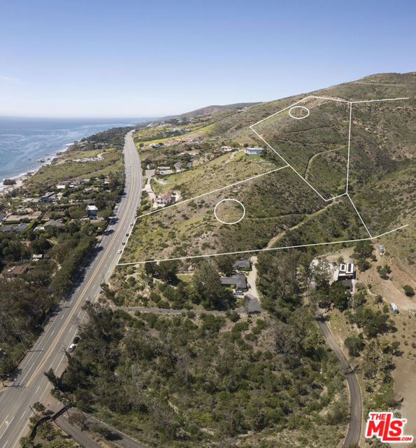 3900 Encinal Canyon Road photo 2