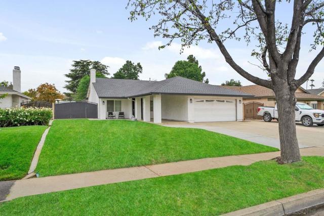 9026 W Hamilton St, Rancho Cucamonga CA: https://media.crmls.org/mediaz/eb01d331-9f9f-4159-a237-18425f2d00ce.jpg