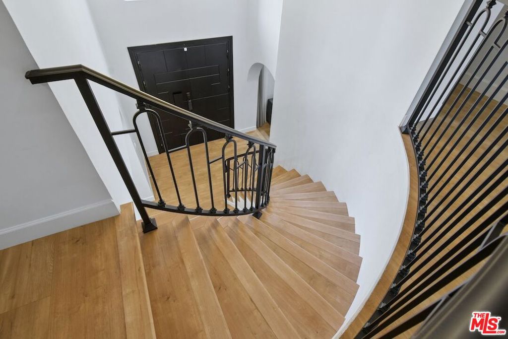 MLS #26915335 image #33