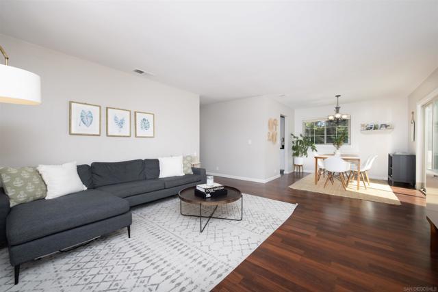 6581 Camino Capistrano, Carlsbad CA: https://media.crmls.org/mediaz/eb0310ff-2d45-44ad-b98e-d7fb1e4b7799.jpg