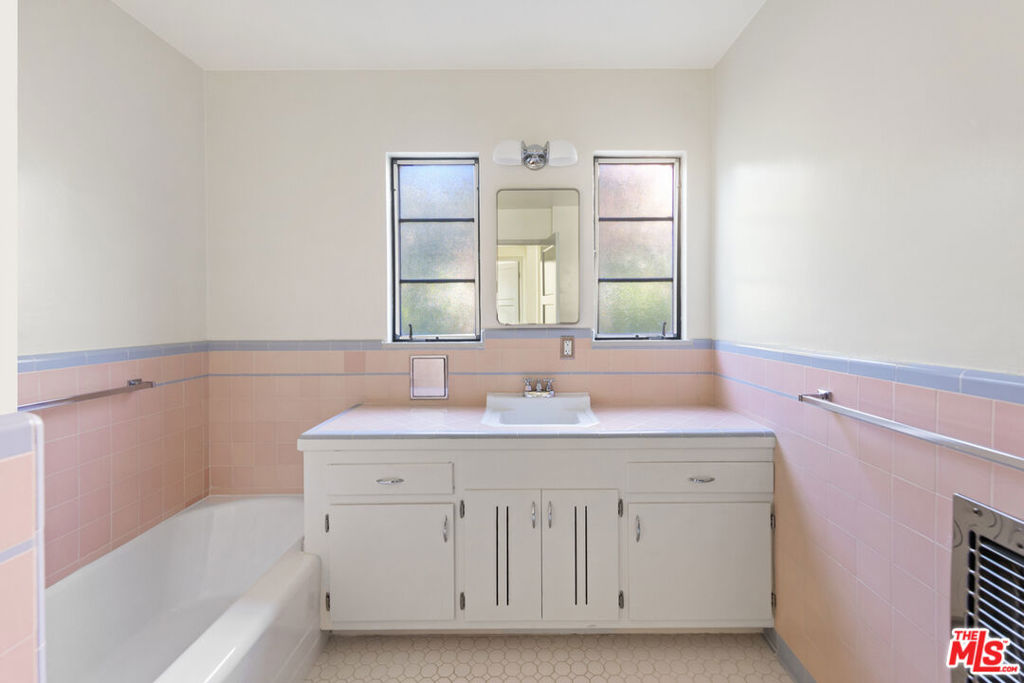 MLS #25616039 image #16