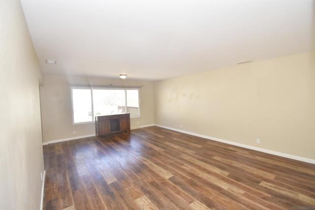 10957 VALLE VISTA ROAD, Lakeside CA: https://media.crmls.org/mediaz/eb038ddd-df50-4e44-ab93-adc343136e6c.jpg