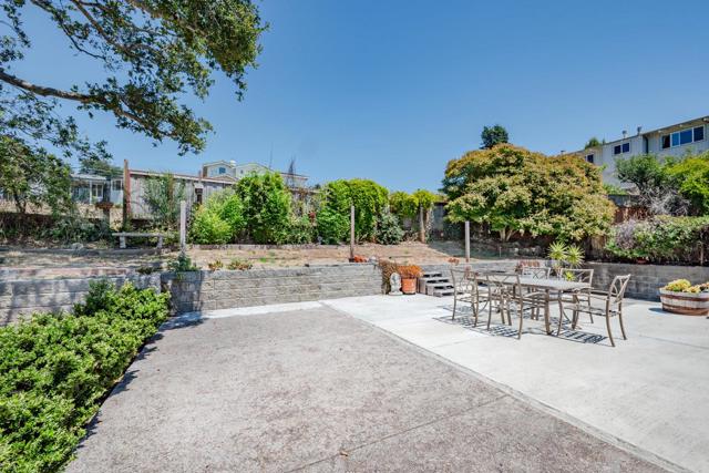 3177 W Ledyard Way, Aptos CA: https://media.crmls.org/mediaz/eb050717-3811-4cb7-b520-96dedb16aa1f.jpg