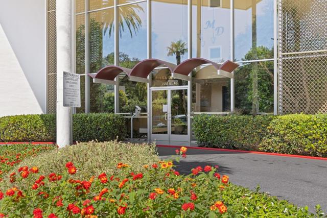 200 Elm Street, San Mateo CA: https://media.crmls.org/mediaz/eb05267b-91ec-4c54-b389-d1a1a54da319.jpg