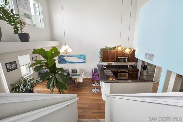 1501 India Street, San Diego CA: https://media.crmls.org/mediaz/eb05333a-4652-4ecc-a975-f1728d7692d9.jpg