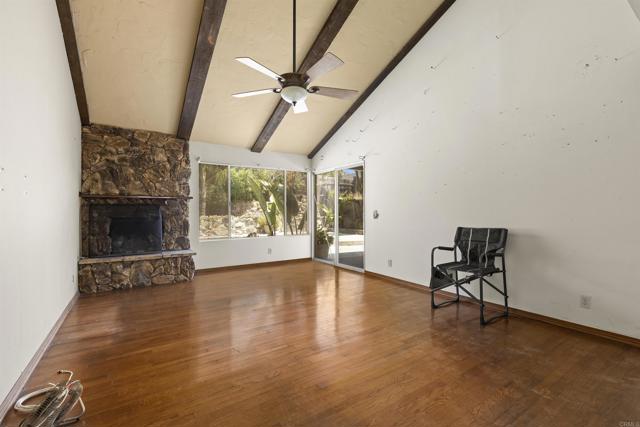 Detail Gallery Image 3 of 13 For 13517 Del Marino Ave, Poway,  CA 92064 - 3 Beds | 2 Baths