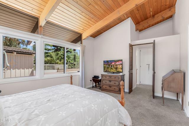 4290 Aspen Lane, Somis CA: https://media.crmls.org/mediaz/eb054ad6-d4c2-42ef-8af4-40eedb6c5959.jpg
