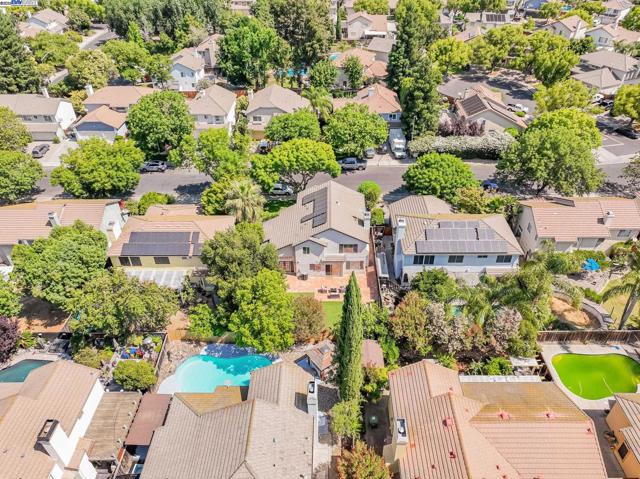 840 Menay Dr, Tracy CA: https://media.crmls.org/mediaz/eb0639a4-ee88-49bc-b68a-3e9d96590139.jpg