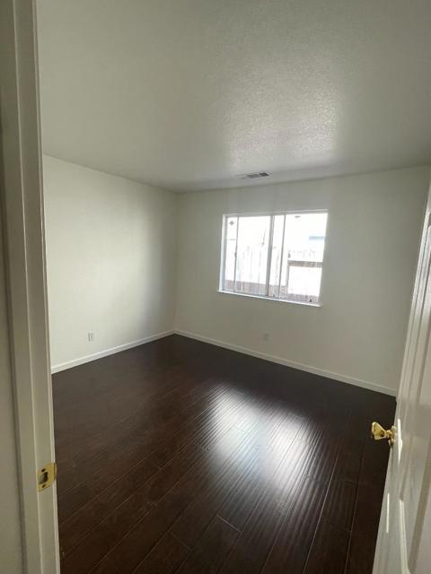 1801 Patton Drive, Modesto CA: https://media.crmls.org/mediaz/eb06c5fc-b39c-4f7b-99c0-840dffafe1c2.jpg
