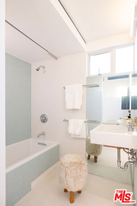 6300 Mulholland Highway, Los Angeles CA: https://media.crmls.org/mediaz/eb071211-693c-4fde-a34c-0b8bc209299b.jpg