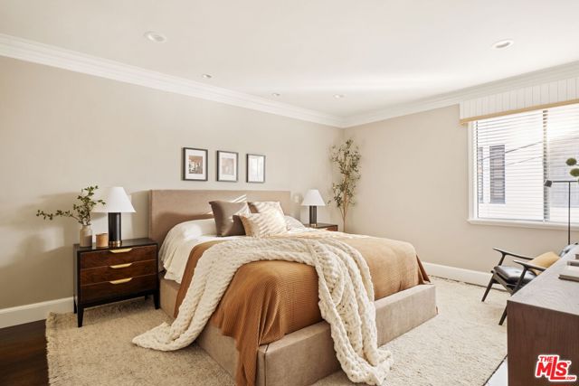 8455 Fountain Avenue, West Hollywood CA: https://media.crmls.org/mediaz/eb08026f-8511-4877-8ab9-1772563025e5.jpg