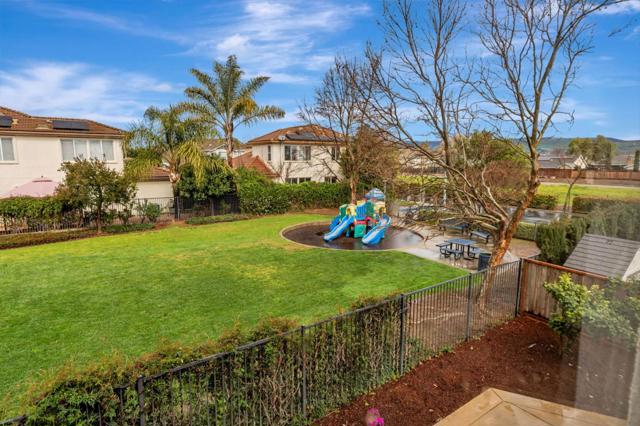 9135 Desiderio Way, Gilroy CA: https://media.crmls.org/mediaz/eb0a75ab-0be6-46c5-a98e-a37678f02588.jpg