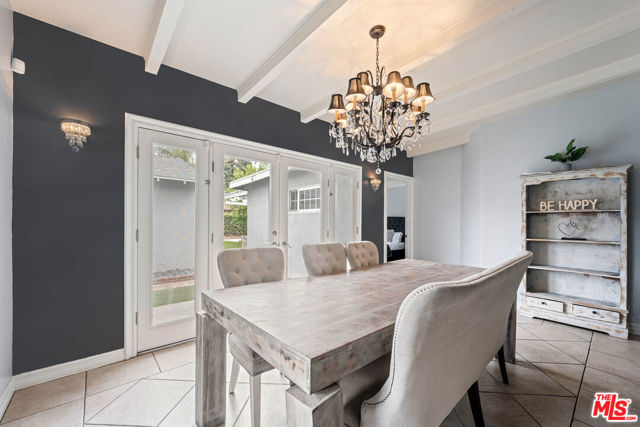 12423 Martha Street, Valley Village CA: https://media.crmls.org/mediaz/eb0b3f45-7784-4d0e-808b-2bee289618fa.jpg