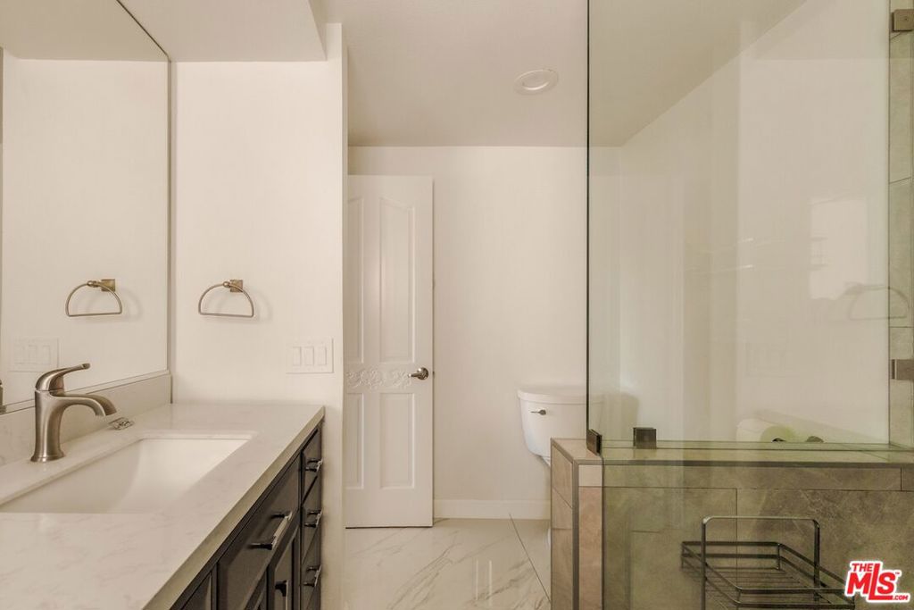 MLS #26875713 image #21