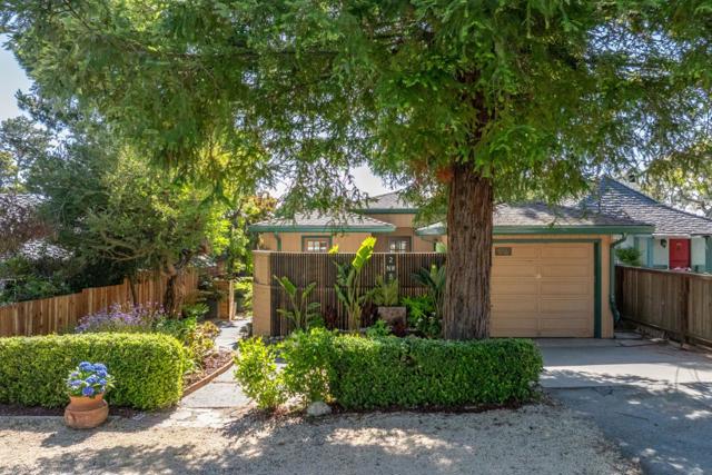0 Santa Fe 2 NW of 3rd Avenue, Carmel CA: https://media.crmls.org/mediaz/eb0b7833-c284-4291-81fa-2799d0b34053.jpg