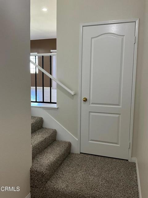Detail Gallery Image 3 of 19 For 181 Courtyard Dr, Port Hueneme,  CA 93041 - 3 Beds | 2 Baths