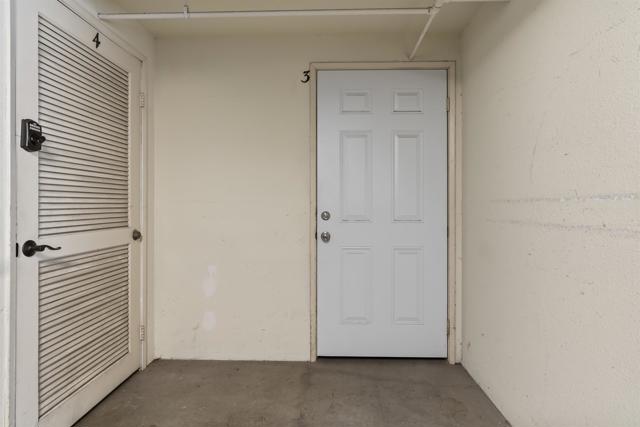 Image 21 of 27 For 4092 Riviera Drive 3