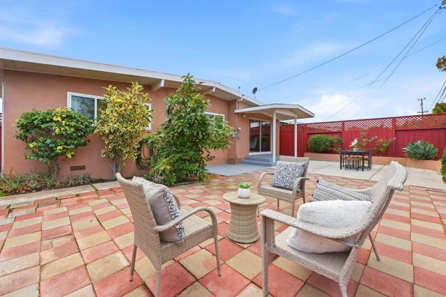 2827 Hosmer Street, San Mateo CA: https://media.crmls.org/mediaz/eb0c8982-f5b9-4057-b42d-982668dc67fd.jpg