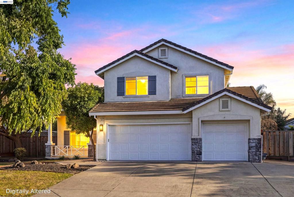 5689 Mollie Cir