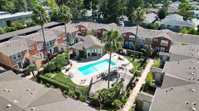 865 Carlisle Way, Sunnyvale CA: https://media.crmls.org/mediaz/eb0d8855-b475-4bb8-82db-713ee7da1c96.jpg