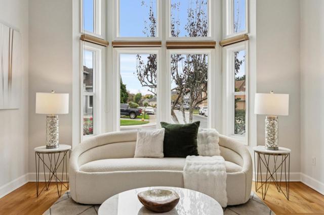 321 Eagle Trace Drive, Half Moon Bay CA: https://media.crmls.org/mediaz/eb0f6b07-f3fb-49a2-8f78-3279ef744055.jpg