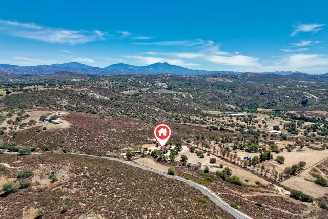 25861 E Old Julian Hwy, Ramona CA: https://media.crmls.org/mediaz/eb0f9109-5850-49c6-893f-3b395d4fd803.jpg