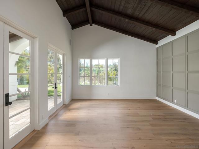 14242 Dalia Dr Lot 89, Rancho Santa Fe CA: https://media.crmls.org/mediaz/eb111ecf-77b5-4aa2-9a00-c1a0a6dabf0e.jpg