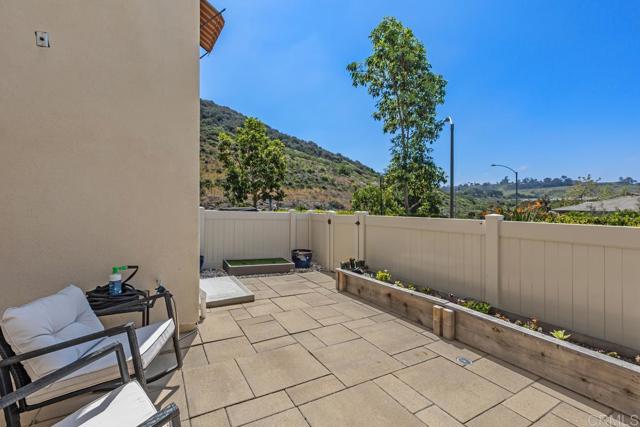 Image 4 of 61 For 3143 Asto Place