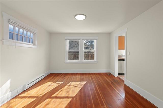 262 Hawthorne Avenue, Palo Alto CA: https://media.crmls.org/mediaz/eb13ac58-e84d-4ba4-86d0-eb29091f7fc2.jpg