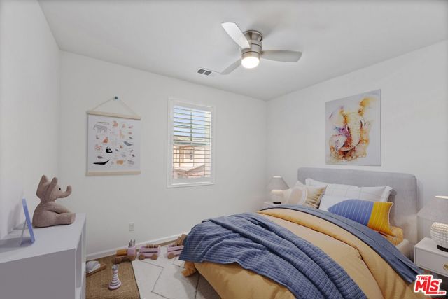 20650 Huntley Way, Santa Clarita CA: https://media.crmls.org/mediaz/eb13b6d8-7077-4a77-b676-4e2e2fba3b4e.jpg