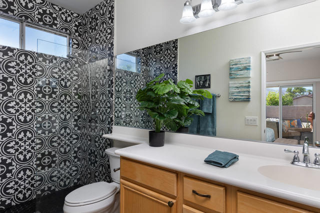 783 Mira Grande, Palm Springs CA: https://media.crmls.org/mediaz/eb14503e-72cb-43fa-891a-57eec376cfaa.jpg