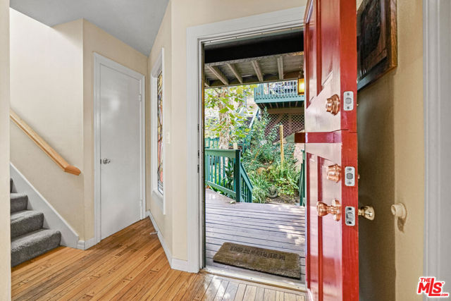 730 Basin Drive, Topanga CA: https://media.crmls.org/mediaz/eb146bae-5fe6-4124-9718-1d90675c8419.jpg