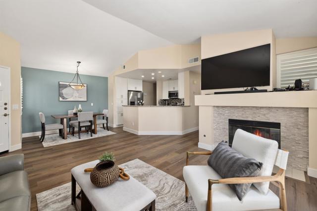 11320 Camino Playa Cancun, San Diego CA: https://media.crmls.org/mediaz/eb152a96-b48d-4802-aa2f-d275383af968.jpg