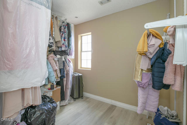 3831 E Ave T 8, Palmdale CA: https://media.crmls.org/mediaz/eb15dc3b-5538-4a3e-bf1d-ebfbd32f8145.jpg