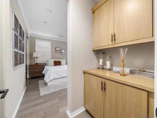 916 Camino Aldea, Chula Vista CA: https://media.crmls.org/mediaz/eb16250e-d27f-4345-adce-5a7ad0cf36d0.jpg