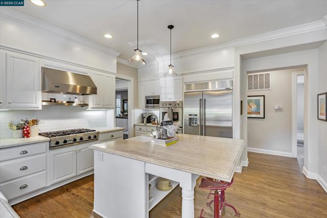 Image 14 of 49 For 526 Justin Morgan Dr