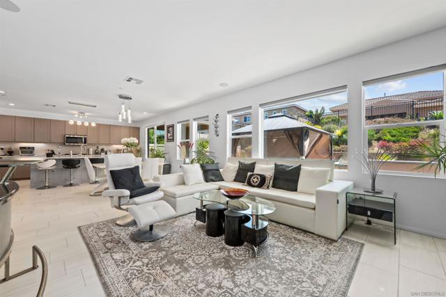 1314 Stearns Wharf Rd, Chula Vista CA: https://media.crmls.org/mediaz/eb18d9e7-195e-48ae-8ab4-ac5d540c7090.jpg