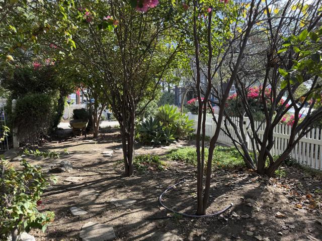 4151 Homewood Court, Riverside CA: https://media.crmls.org/mediaz/eb18e3b5-cebe-4340-8338-a6216ae9f4fa.jpg