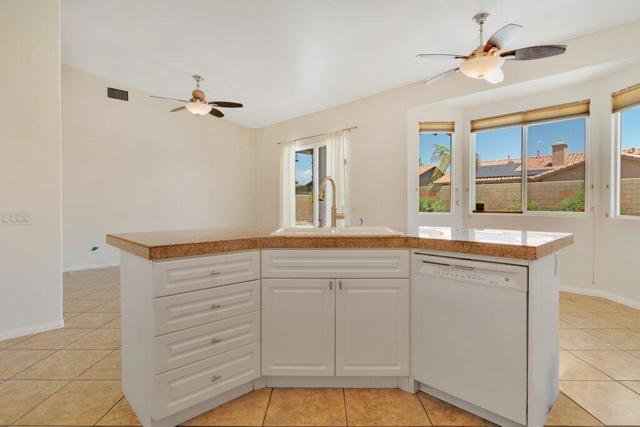 67892 Mccallum Way, Cathedral City CA: https://media.crmls.org/mediaz/eb18e4a6-0391-442b-bf0a-ec6dbd753b2a.jpg