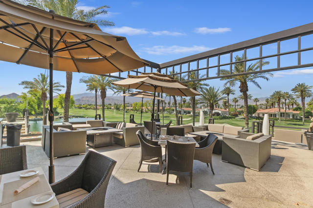379 Tomahawk Drive, Palm Desert CA: https://media.crmls.org/mediaz/eb19be76-116c-45c1-8d6d-683532680867.jpg