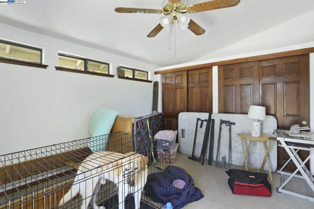 Image 34 of 47 For 16650 Von Sosten Road