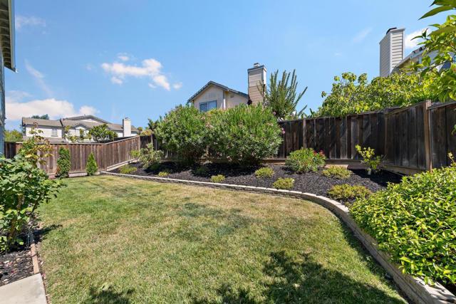 4514 Calypso Terrace, Fremont CA: https://media.crmls.org/mediaz/eb1d0911-b7a6-4654-be28-ba17b40bc77d.jpg